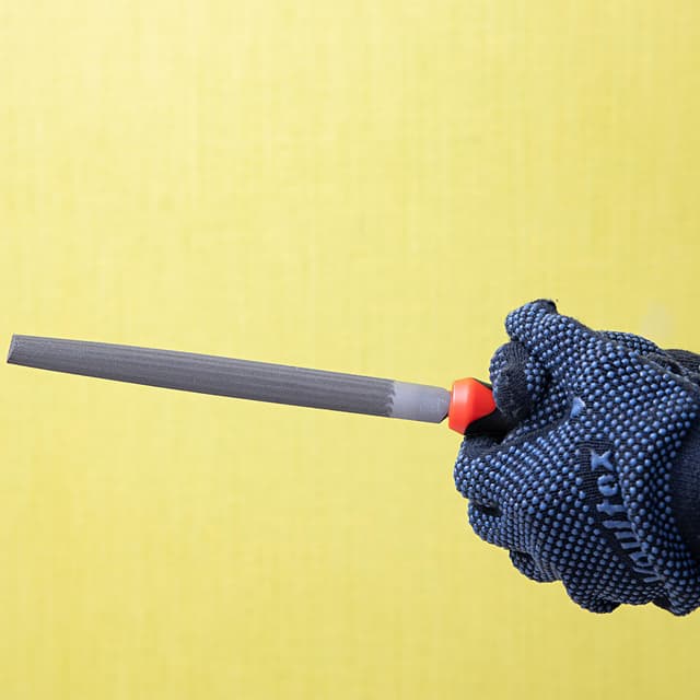 Geepas GT59060 8" Inch Half Round File - Cut Mill File with High-Quality Steel, Ergonomic Grip, Rubber Handle, Finder Hand File for Deburring and Removing Material - Ideal for Wood, Metal, Plastic