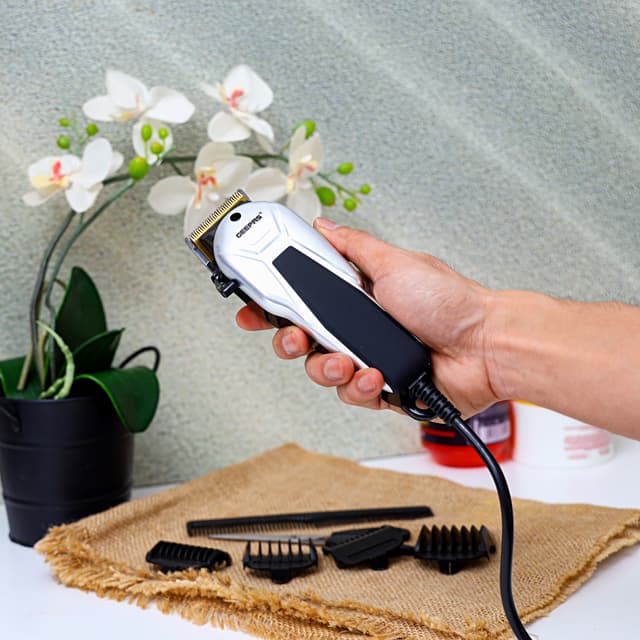 ماكينة حلاقة Powerful Magnetic Power Hair Clipper Geepas - 126243