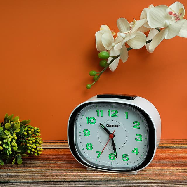 Geepas Gwc26018 Bell Alarm Clock - Small Battery Operated Analog Silent Non-Ticking Ascending Beep Sounds Snooze Light Functions | Ideal For Study Room Bed & More