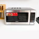 Geepas 30l Digital Microwave Oven 1500w Oven With Multiple Cooking Menus -Reheating, Defrost & Grill -Ideal Grilling, Roasting, Heating & More - SW1hZ2U6MTUyMDM2