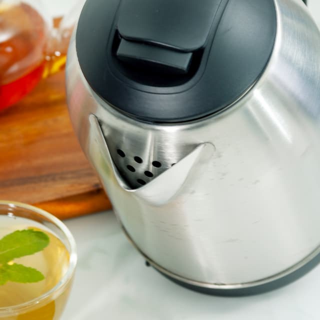 Geepas Electric Kettle - 1.8 L - Stainless Steel - 1500 W