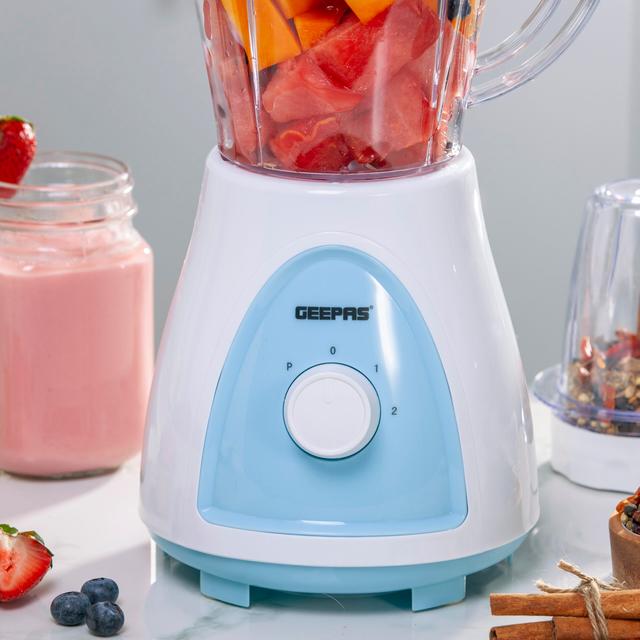 Geepas Electric Blender Smoothie Maker, Jug Blender 2 in 1 - 400W, White |  Stainless Steel Blades| 1.5L Jar | Chopper, Coffee Grinder Smoothie