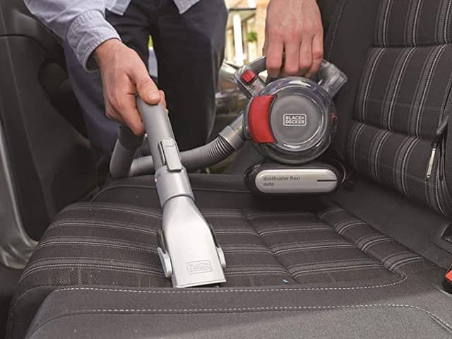 مكنسة كهربائية للسيارة 12.5 واط Black+Decker Flexi Auto Dustbuster Handheld Vacuum