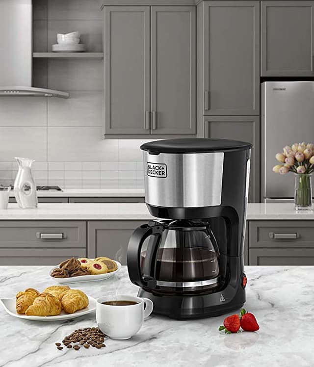 الة قهوة بلاك اند ديكر 750 واط 1.25 لتر Black+Decker 1.25 L 750 W Coffee Machine