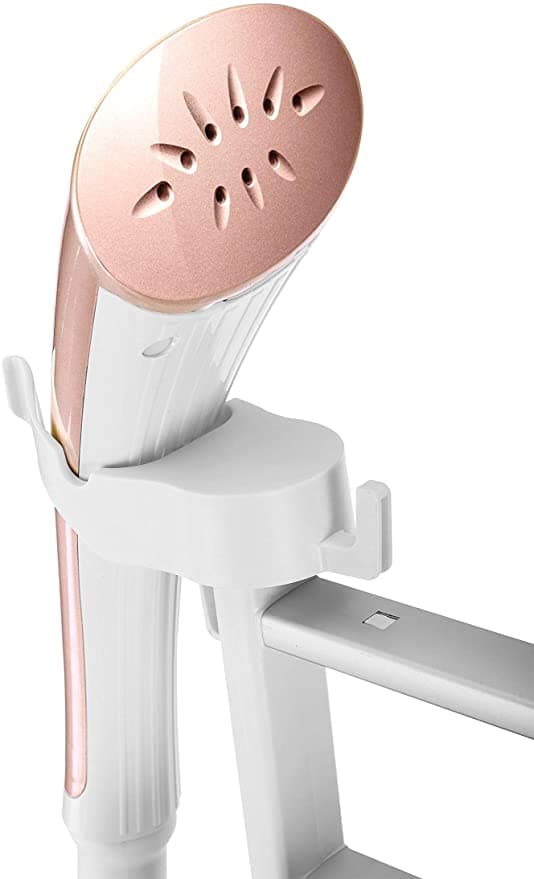 مكواة بخار عمودية مع طاولة كي 2000 واط بلاك اند ديكر Black+Decker 2000W Ironing Board With Digital Garment Steamer