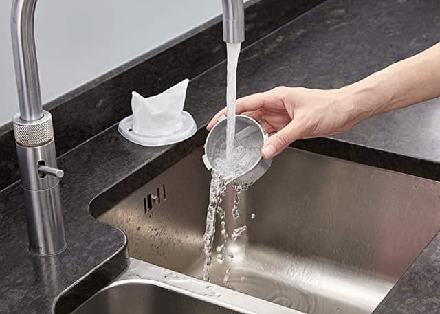 BLACK&amp;DECKER BLACK+DECKER 3.6V Li ion Handheld Vacuum Dustbuster Grey/White  NVC115JL B6