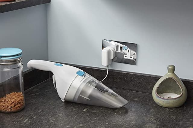 BLACK&amp;DECKER BLACK+DECKER 3.6V Li ion Handheld Vacuum Dustbuster Grey/White  NVC115JL B6