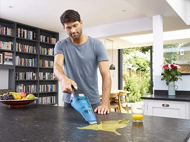 مكنسة كهربائية للسيارة 385 مل Black+Decker Cordless Dustbuster Handheld Wet & Dry Vacuum Cleaner