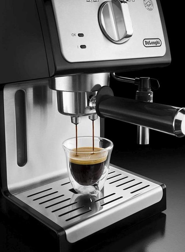 ماكينة قهوة بقوة 1100 واط مستعمل Pump Coffee Machine 1.1 l ECP35.31 - De'Longhi Used