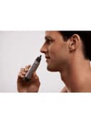 ماكينة حلاقة الأنف والأذن أسود وفضي بروان Braun Silver/Black Ear And Nose Trimmer