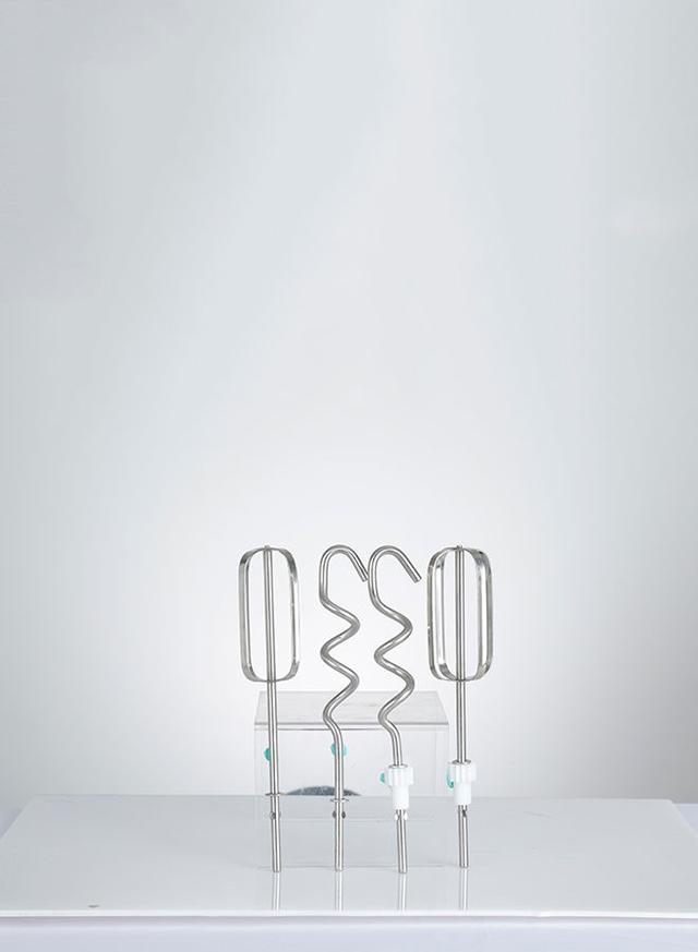 عجانة صغيرة كهربائية بقوة 300 واط Portable Stand Mixer - Clikon