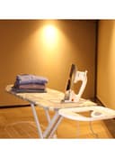 Krypton Automatic Dry Iron With Non Stick Golden Teflon Soleplate & Adjustable Thermostat Control Indicator Light 1200 W KNDI6032 White