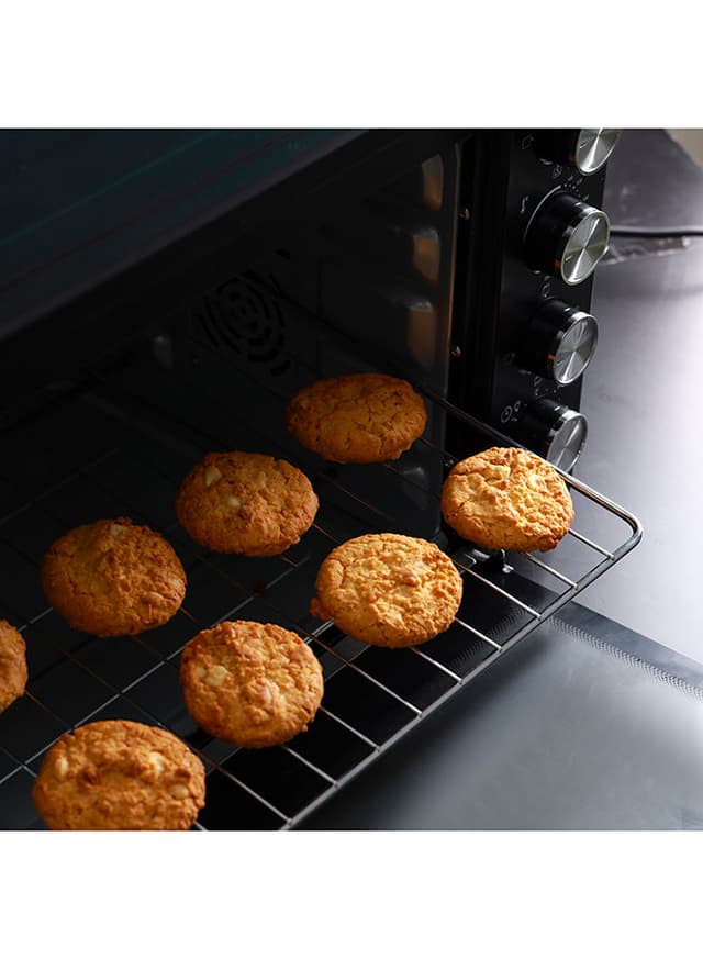 فرن كهربائي مزود بشواية KRYPTON