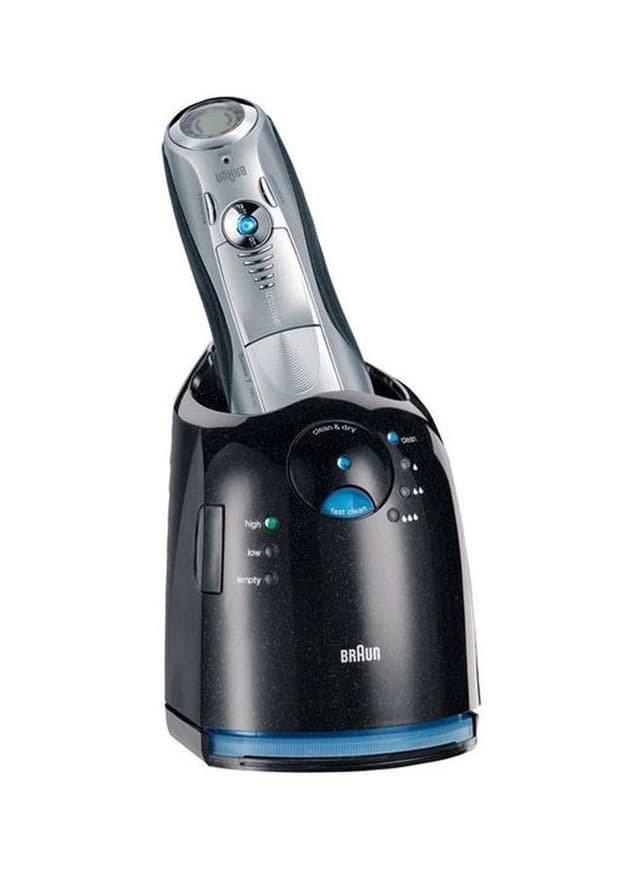 ماكينة حلاقة كهربائية ( للرجال ) - فضي/ أسود BRAUN - Electric Foil Shaver With Charge Station - 146316