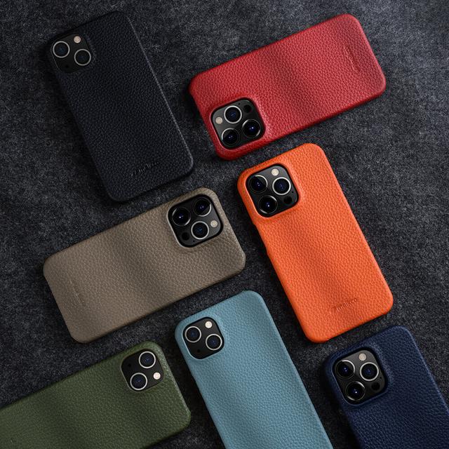 كفر سيليكون لهاتف iPhone 13 Pro لون أزرق غامق Back Snap Series Lai Chee Pattern Premium Leather Snap Cover Case for Apple iPhone 13 Pro - Melkco - SW1hZ2U6MzM1OTU0