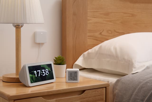 جهاز تحكم عن بعد بدرجة الحرارة Thermometer Hygrometer Hub Mini Smart Remote - SwichBot
