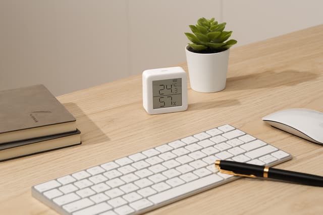 جهاز تحكم عن بعد بدرجة الحرارة Thermometer Hygrometer Hub Mini Smart Remote - SwichBot