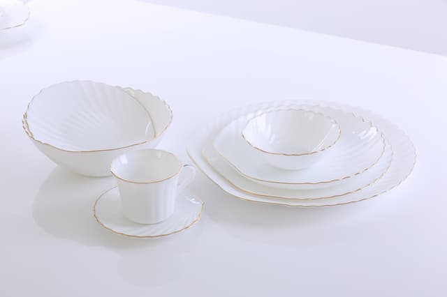 Royalford 40 Piece Dinner Set,Beautiful Shell Design with Gold Rim,Stylish Square Plates,Durable and Economical,Perfect for Dining and Gifting - 185698