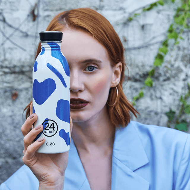 قنينة ماء معدنية - 500 مل - أبيض وأزرق -  URBAN Bottle (500ml) Lightest Insulated Stainless Steel Water Bottle, Eco-Friedly Reusable BPA - 24Bottles