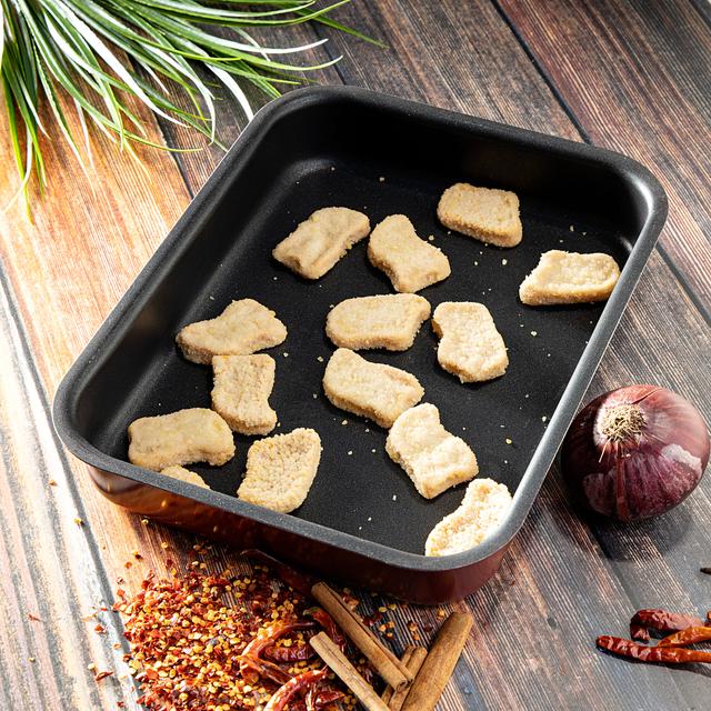 Royalford 2L Non-Stick Square Baking Tray - Large Roaster Pan - Non-Stick Coating - Induction Safe - SW1hZ2U6Mzg4MTM1