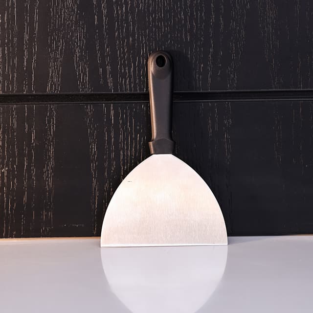 مكشطة مطبخ متعددة الاستخدامات ستانلس ستيل 6 بوصة رويال فورد Royalford  Stainless Steel Scraper - Portable Ergonomic Long Handle Multi-Purpose Slanted Blade Cutter