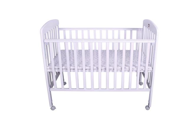 سرير للأطفال أبيض مع ناموسية Wooden Bed with Mosquito Net - Baby Plus - Baby Plus - SW1hZ2U6NDIyMjA2