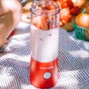 خلاط محمول ب 6 شفرات طحن لون أحمر Portable Blender 6 Stainless Steel Blades - BLENDJET-V2