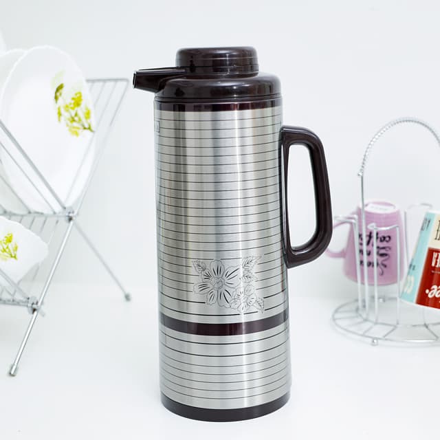 Delcasa 1.6L Stainless Steel Caliber Vacuum Flask - Insulated Flask Bottle - Thermos Flask