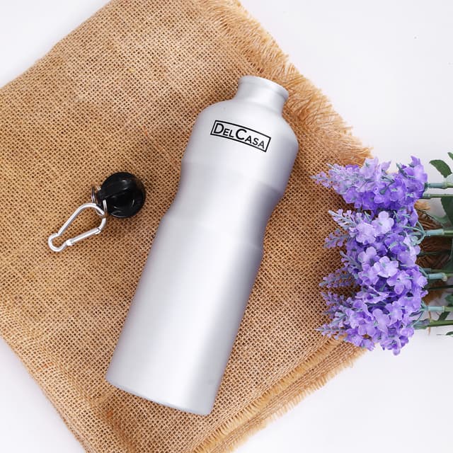 حافظة ماء 750 مل Aluminum Lily Water Bottle من Delcasa