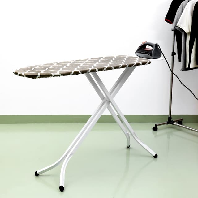 طاولة كوي الملابس Ironing Board-Turkey with Steam Unit Holder - Delcasa - 166221