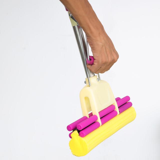 Delcasa Floor Squeezer, DC2008 | Portable Lightweight Sponge Mop With Absorbent Sponge | Perfect Floor Cleaner for Hardwood, Tile & More - SW1hZ2U6NDMxNTQ2