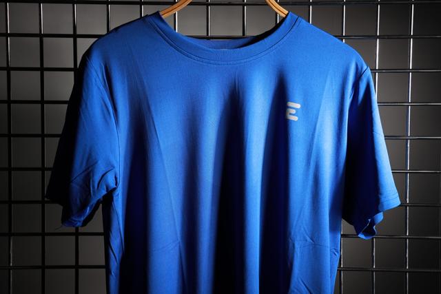 Ecka Men's Body Fit Gym T-Shirt - SW1hZ2U6NDA4Njkz