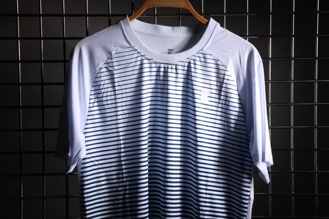 كنزة رجالي نصف كم أسود Men's Sport T-Shirt - Ecka