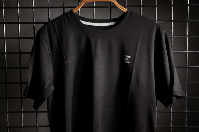 كنزة رجالي نصف كم كحلي  Men's Sport T-Shirt - Ecka