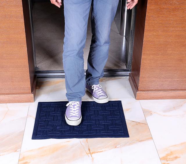 Royalford Rubber Mat 40*36Cm - Home, Shop Outdoor Rubber Entrance Mats Anti Fatigue None Slip Indoor - SW1hZ2U6MzkxMDc5