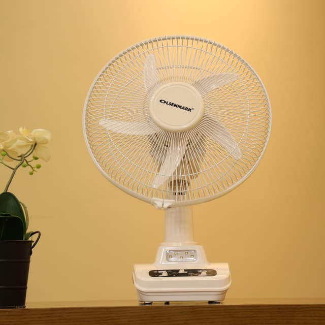 مروحة ارضية 20 واط فابلة لإعادة الشحن Rechargeable Oscillating Fan من Olsenmark