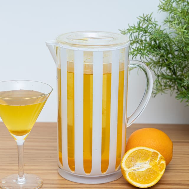 Royalford Reem Acrylic Water Jug, RF10134 | 2.40L Capacity | Suitable Temperature: -30 - 80 Degree C | Clear Pitcher, BPA-Free And Shatter-Proof, Great For Iced Tea, Sangria, Lemonade, And More