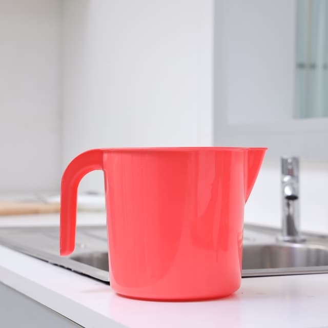 إبريق ماء بلاستيك متعدد الإستخدامات للحمام أو الوضوء أو المطبخ رويال فورد Royalford Multi-Purpose Mug