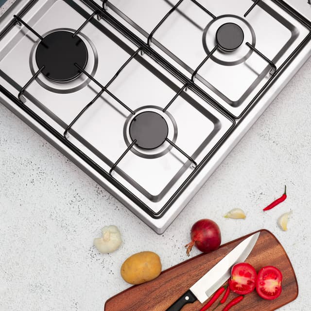 بوتاجاز غاز بلت ان مسطح 4 شمعات وسطح تسخين Geepas Stainless Steel Built-In Gas Electric Hot Plate Hob - 186143