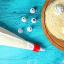 كيس تزيين الكيك مع 5 أشكال من القمع المختلفة رويال فورد Royalford RF1661-IB6 5 Nozzle Set with Icing Bag - Icing Piping Cream Pastry Bag DIY Cake Decorating Tools & Dishwasher Safe | Ideal for Icing cakes, pastries, cupcakes | Made of PVC Material