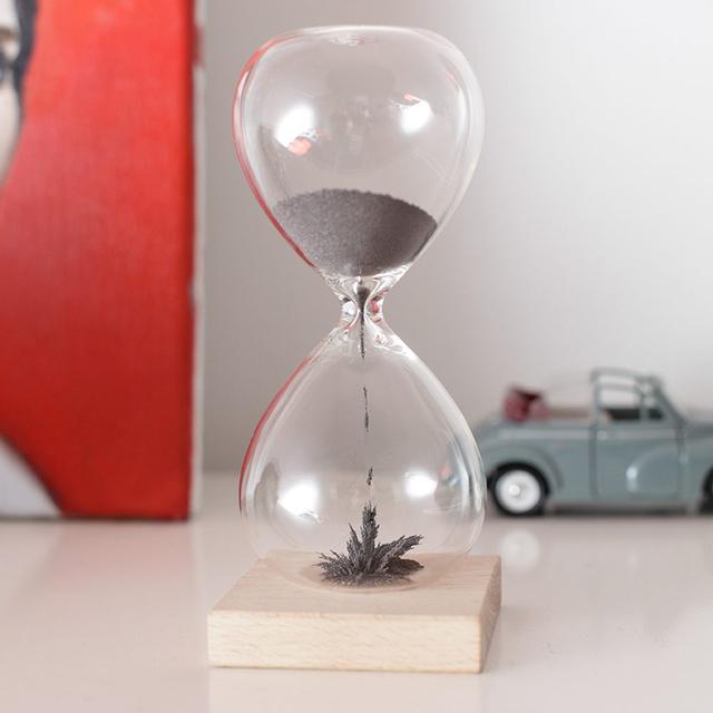 Kikkerland Magnetic HourGlass - One Minute Glass Timer, Beautiful, Captivating & Functional, Classic glass body, Metal Filling, Wood base