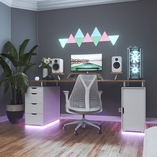 اضاءة نانو ليف ألواح مثلثة حزمة 9 ألواح SHAPES Triangles Starter Kit - Smart WiFi LED Panel System - Nanoleaf