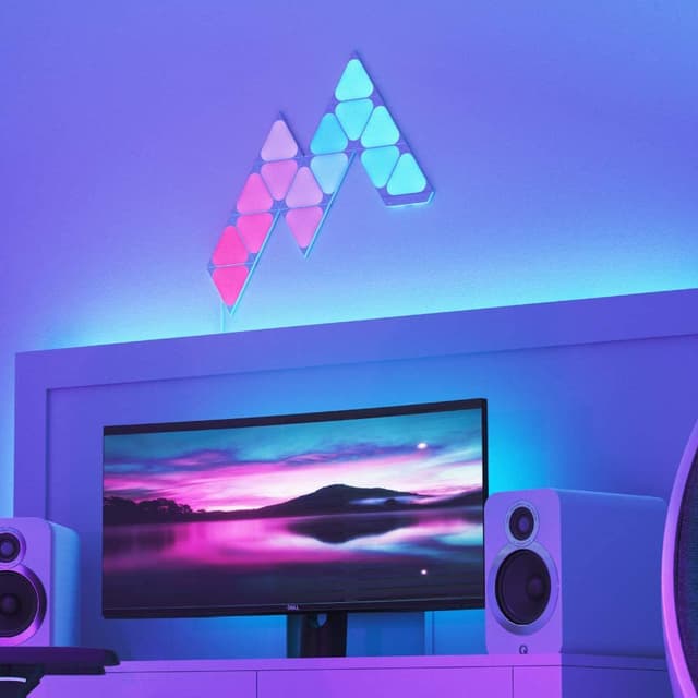 إضائة نانو ليف إضافية ألواح مثلثة صغيرة حزمة 10 ألواح SHAPES Triangles Mini Expansion Pack - Smart WiFi LED Panel System - Nanoleaf