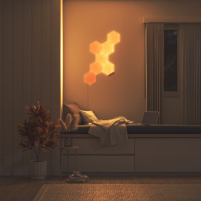 إضائة نانوليف ألواح سداسية خشبية حزمة 7 ألواح  ELEMENTS Hexagons Starter Kit Birchwood - Smart WiFi LED Panel System - Nanoleaf