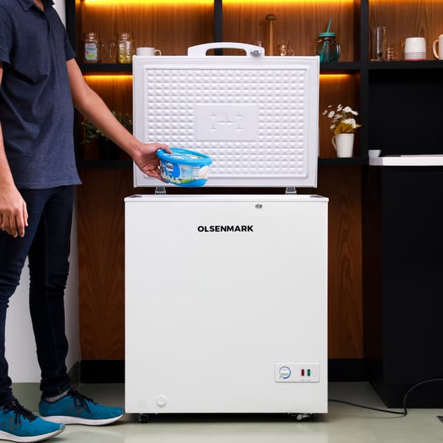 Olsenmark Chest Freezer 170L - Portable Refrigerator, Adjustable Thermostat Knob, Compact Refrigerator | Ideal for Retailers, Home, Medical, Restaurants & More