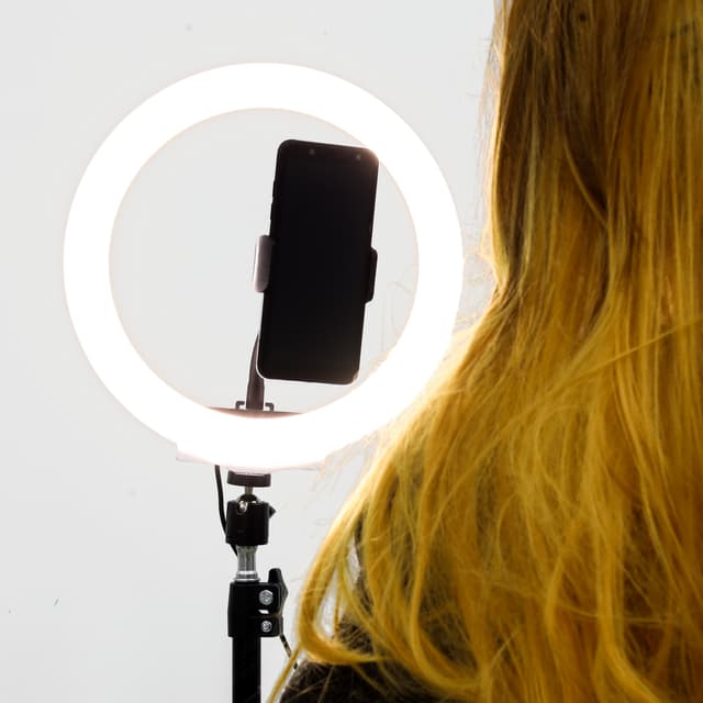 رينق لايت 10 بوصة Olsenmark 10" Selfie Ring Light - 169152