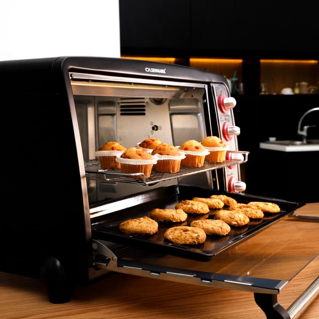 Olsenmark Electric Oven With Convection And Rotisserie, 75L - 60 Minutes Timer - Adjustable Temperature