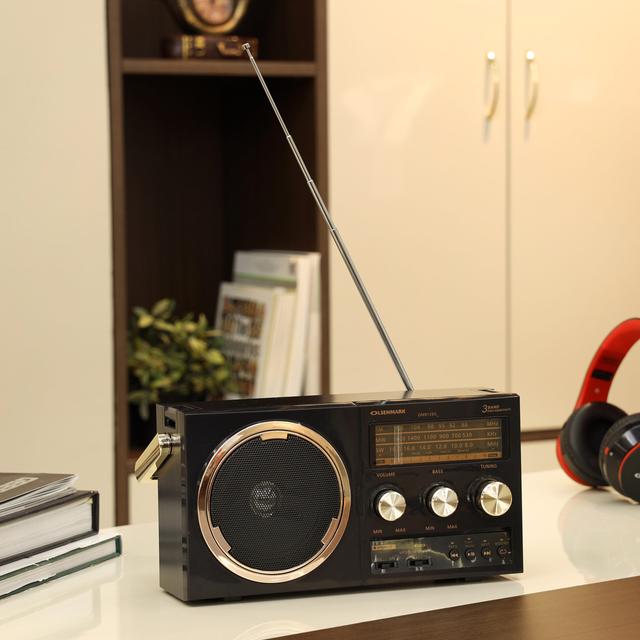 Olsenmark Radio With 3 Band, Bluetooth & Sd Card - 10Cm Speaker - Long Whip Antenna - Fm/Mw/Sw - 6V - SW1hZ2U6NDIwMDcw