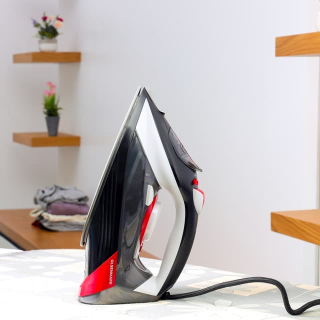 Olsenmark Steam Iron with 350ml Water Tank, OMSI1838 | Dry, Steam, Spray | Vertical Steam | Adjustable Temperature Control | Self-Cleaning | Ceramic Soleplate | Anti-Calc