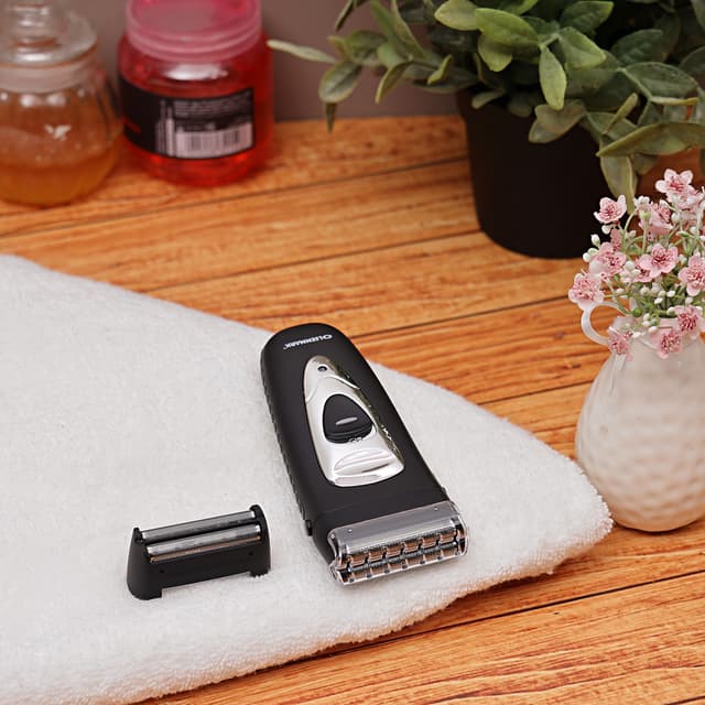 Olsenmark Men'S Electric Foil Shaver - Mini Travel Rechargeable Precision Foil Shaver With Sideburn